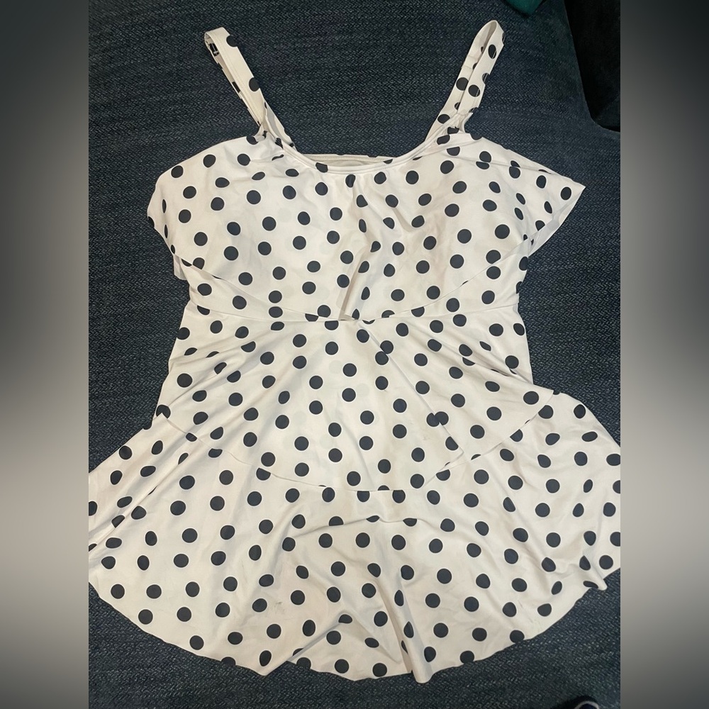 Yonique tankini top.  New with tags